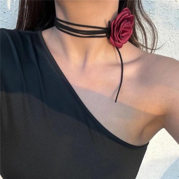 Rose necklace