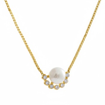 Pearl necklace